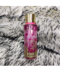 VICTORIA'S SECRET Kashmere Snow